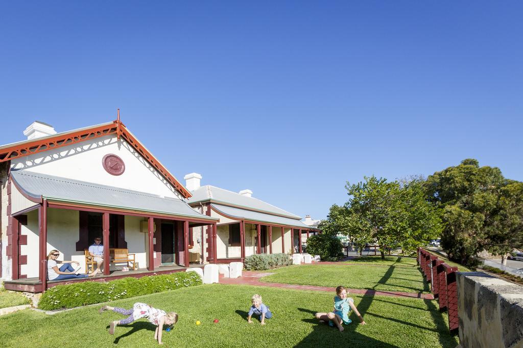 Fremantle Colonial Cottages West Perth Bagian luar foto