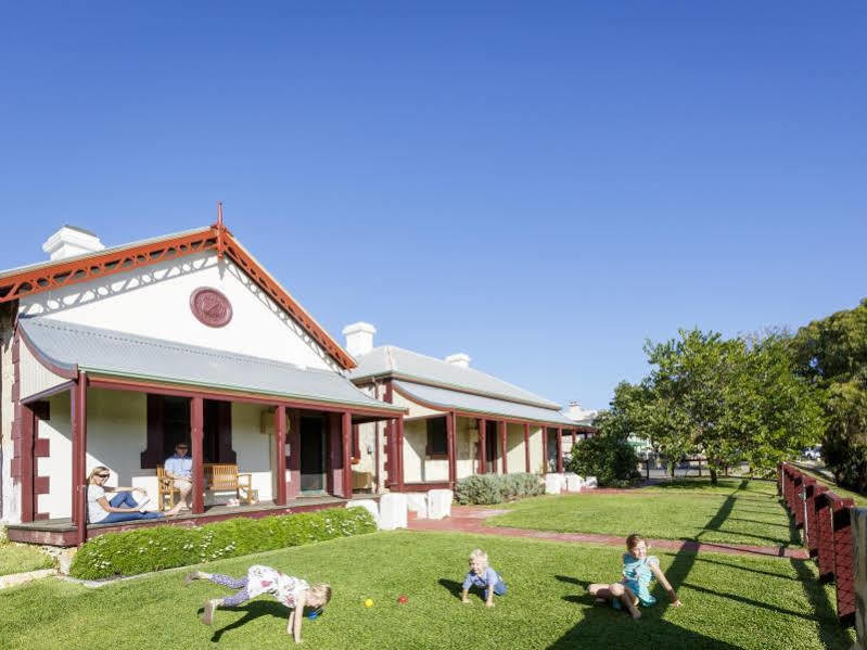 Fremantle Colonial Cottages West Perth Bagian luar foto